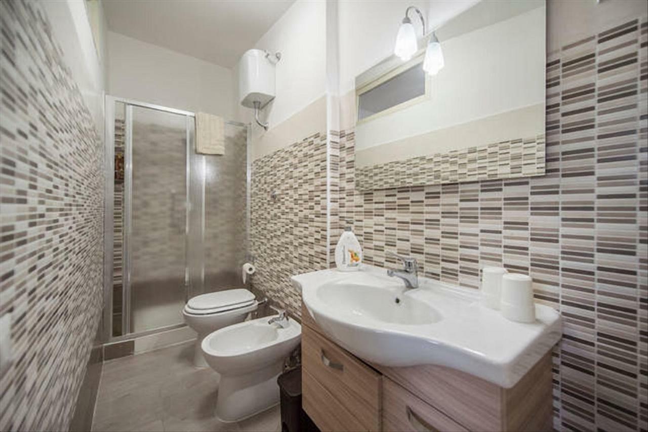 Garden House Apartments In เนเปิลส์ ภายนอก รูปภาพ